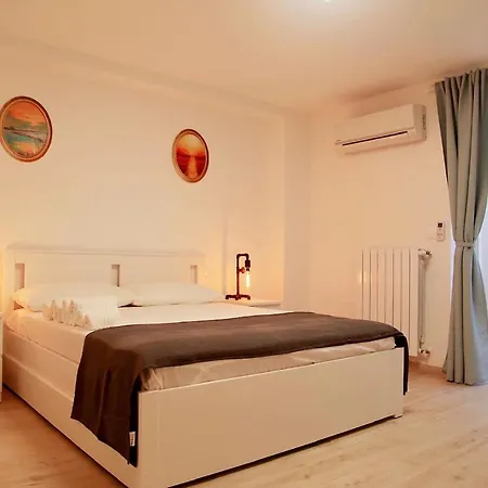Villa Saline A Mondello *